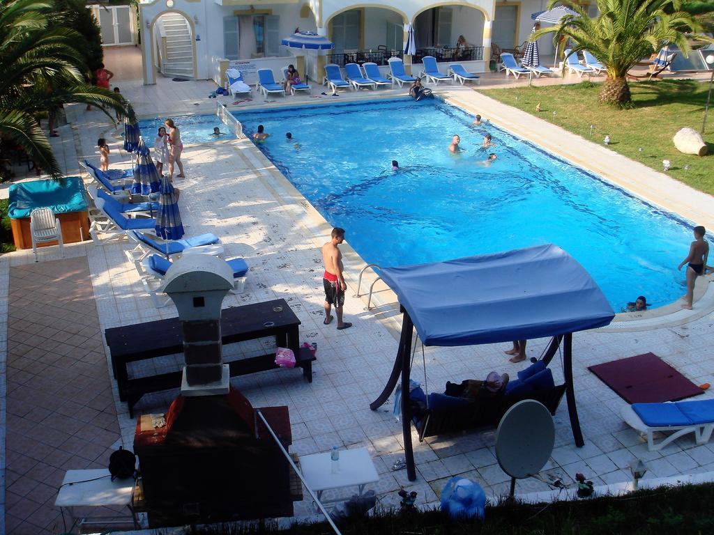 Marylin Aparthotel Sidari  Exterior photo